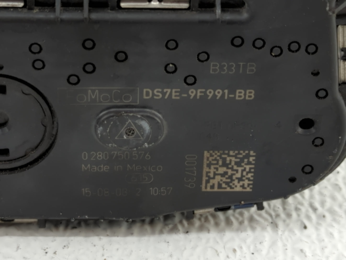 2014-2019 Ford Fusion Throttle Body P/N:DS7E-9F991-BB Fits Fits 2014 2015 2016 2017 2018 2019 OEM Used Auto Parts - Oemuseda