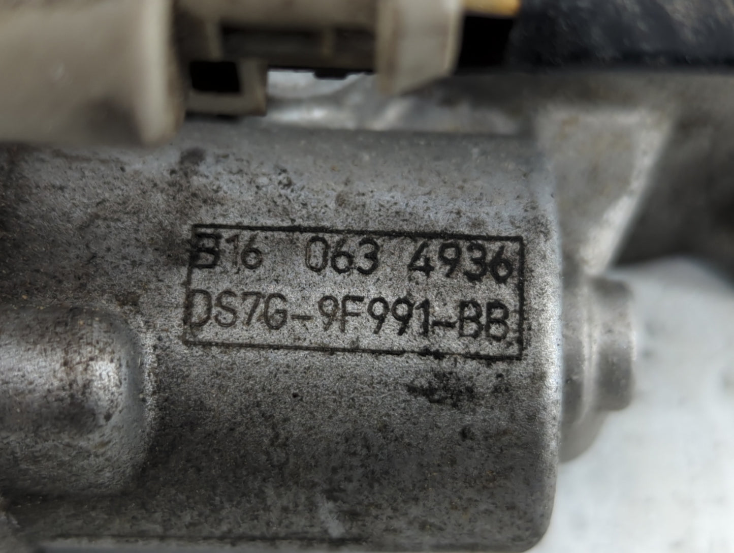 2014-2020 Ford Fusion Throttle Body P/N:DS7G-9F991-BB Fits Fits 2014 2015 2016 2017 2018 2019 2020 OEM Used Auto Parts - Oem