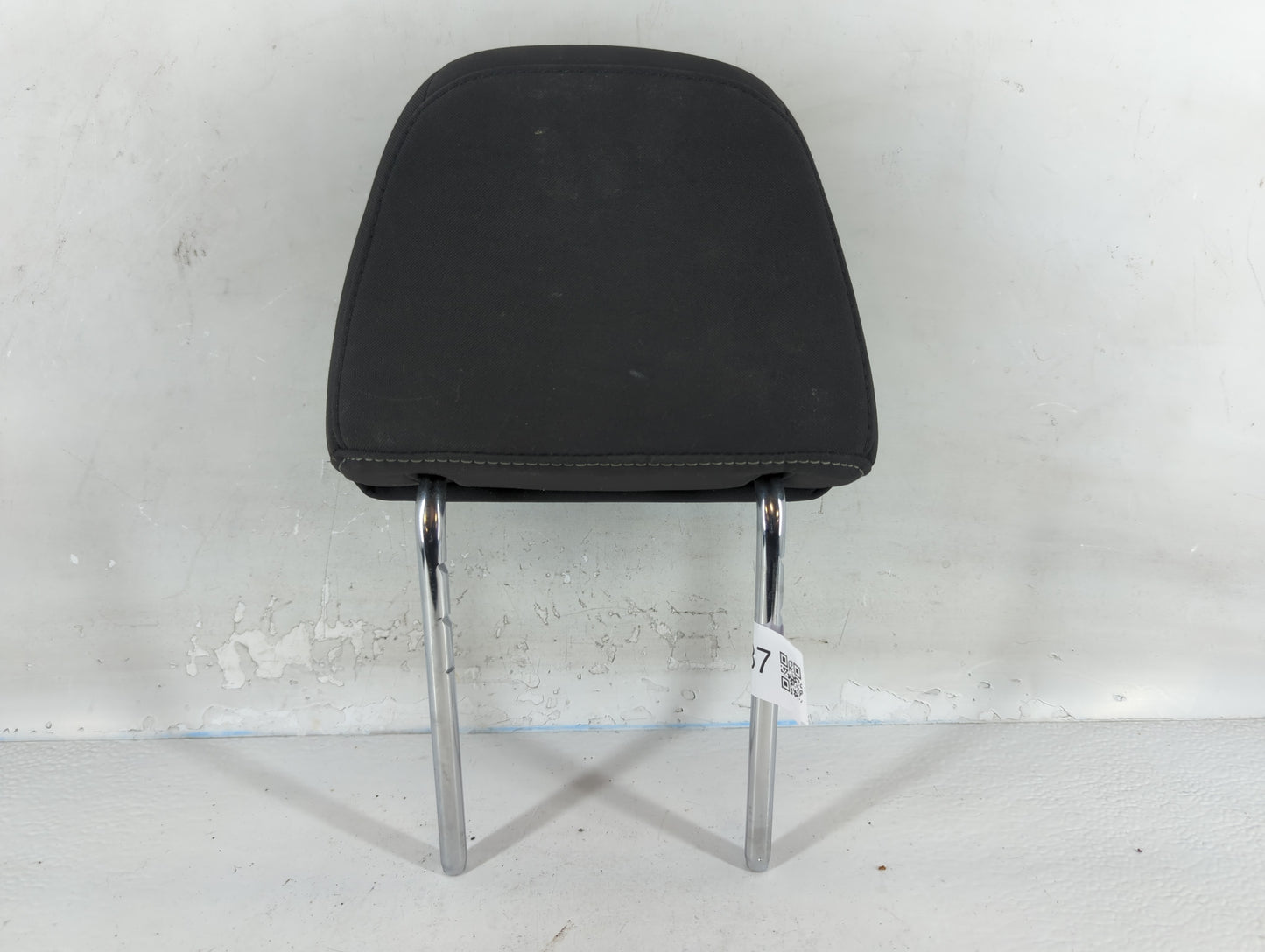 2017-2020 Ford Fusion Headrest Head Rest Front Driver Passenger Seat Fits Fits 2017 2018 2019 2020 OEM Used Auto Parts - Oem