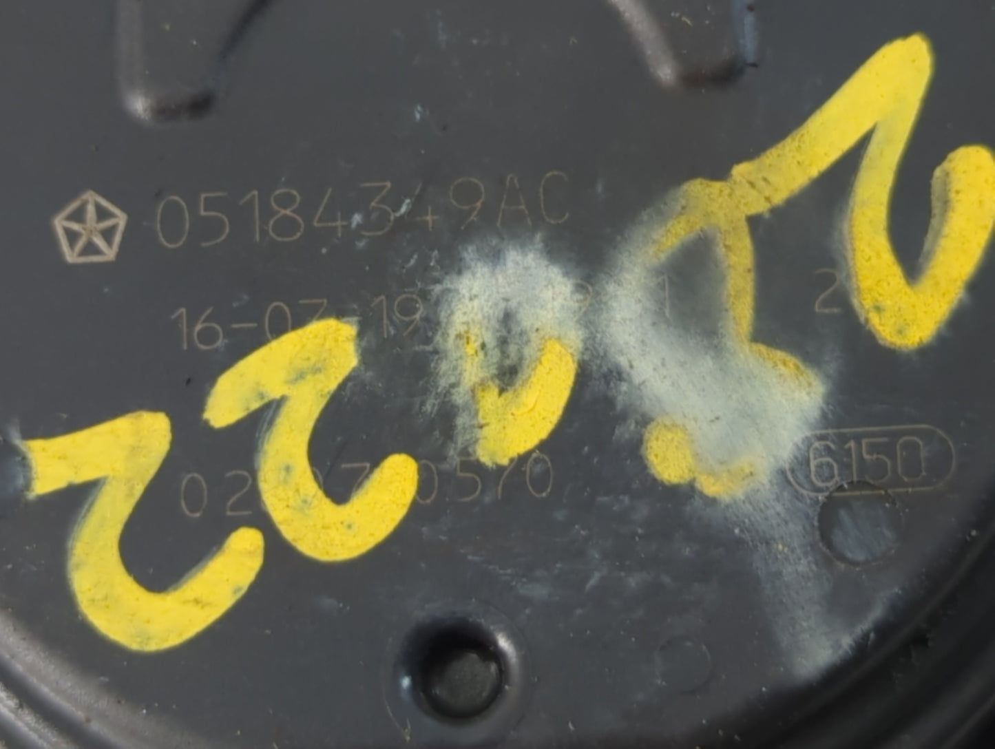 2014-2020 Ford Fusion Throttle Body P/N:05184349AC Fits Fits 2014 2015 2016 2017 2018 2019 2020 2021 2022 OEM Used Auto Part