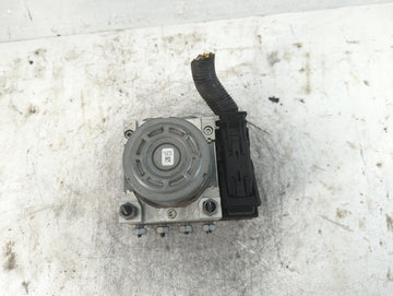 2017-2018 Ford Fusion ABS Pump Control Module Replacement P/N:HG9C-2B373-AH Fits Fits 2017 2018 OEM Used Auto Parts