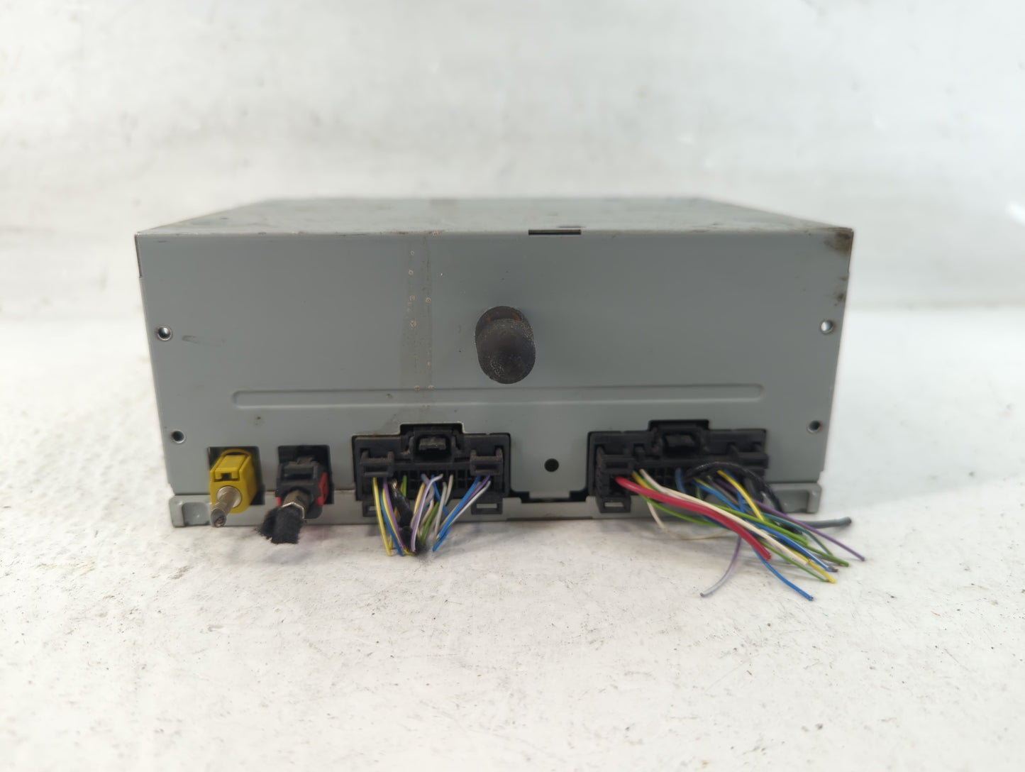2017-2018 Ford Mustang Radio AM FM Cd Player Receiver Replacement P/N:HR3T-19C107-EB Fits Fits 2017 2018 OEM Used Auto Parts