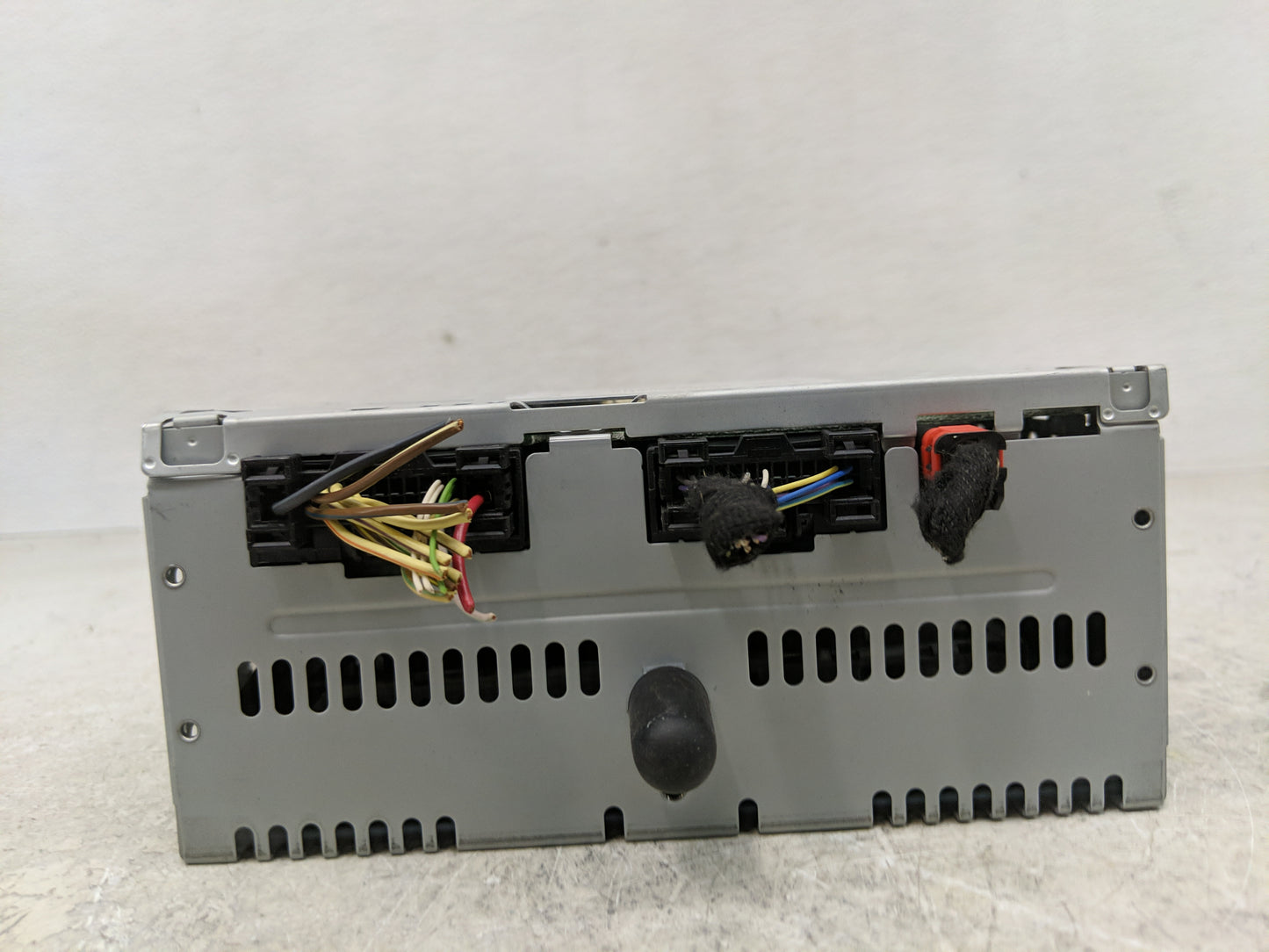 2017 Ford Mustang Radio AM FM Cd Player Receiver Replacement P/N:HR3T-19C107-DB Fits OEM Used Auto Parts - Oemusedautoparts1