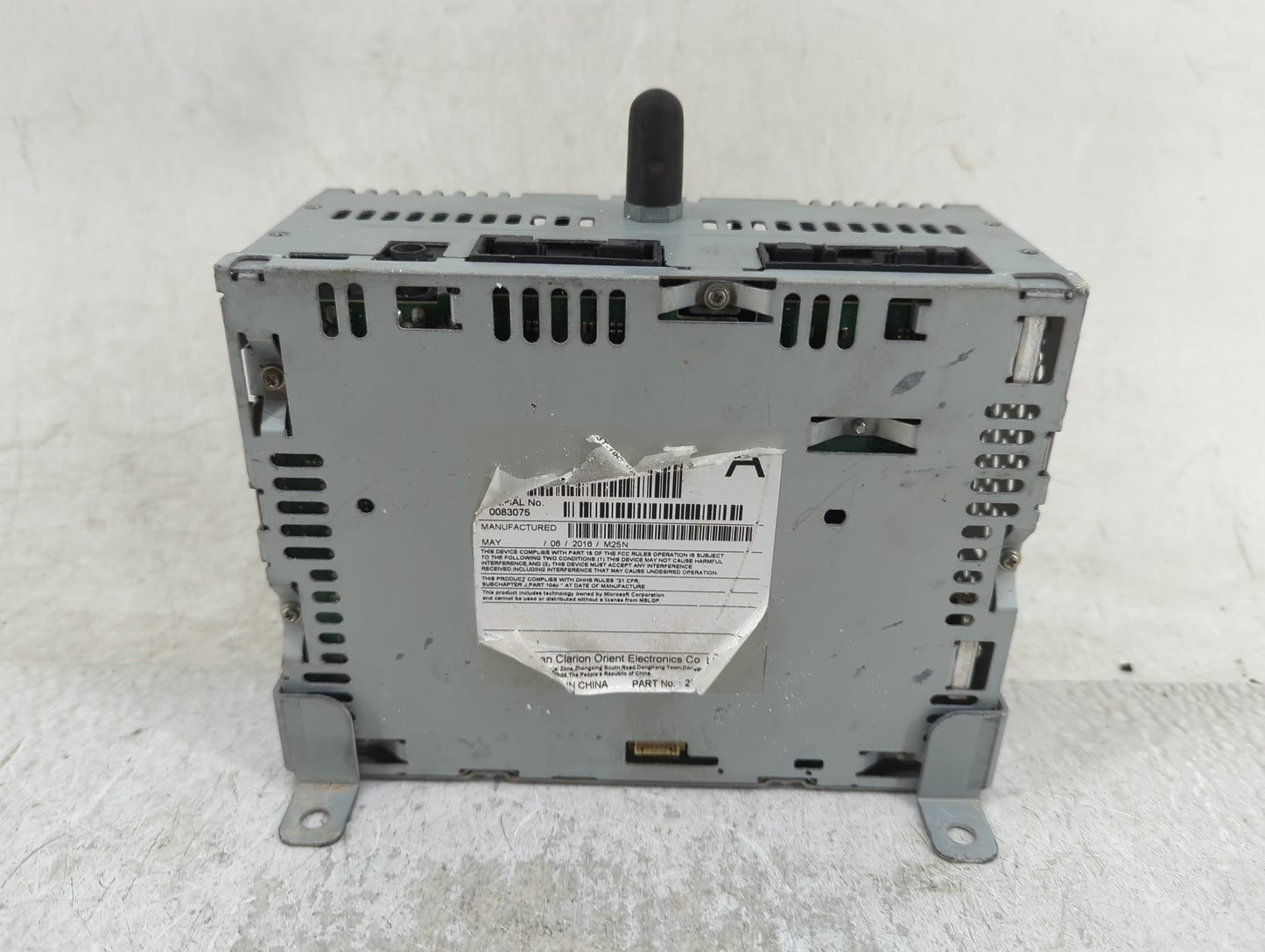 2016-2017 Ford Mustang Radio AM FM Cd Player Receiver Replacement P/N:GR3T-19C107-AB Fits Fits 2016 2017 OEM Used Auto Parts