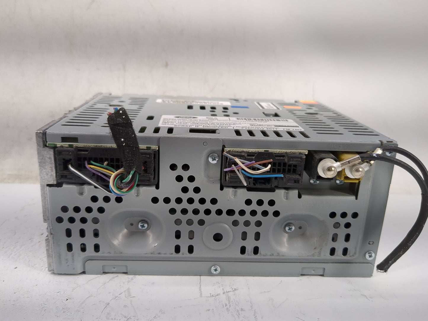 2016-2019 Ford Taurus Radio AM FM Cd Player Receiver Replacement P/N:DG1T-19C107-MD Fits Fits 2016 2017 2018 2019 OEM Used A