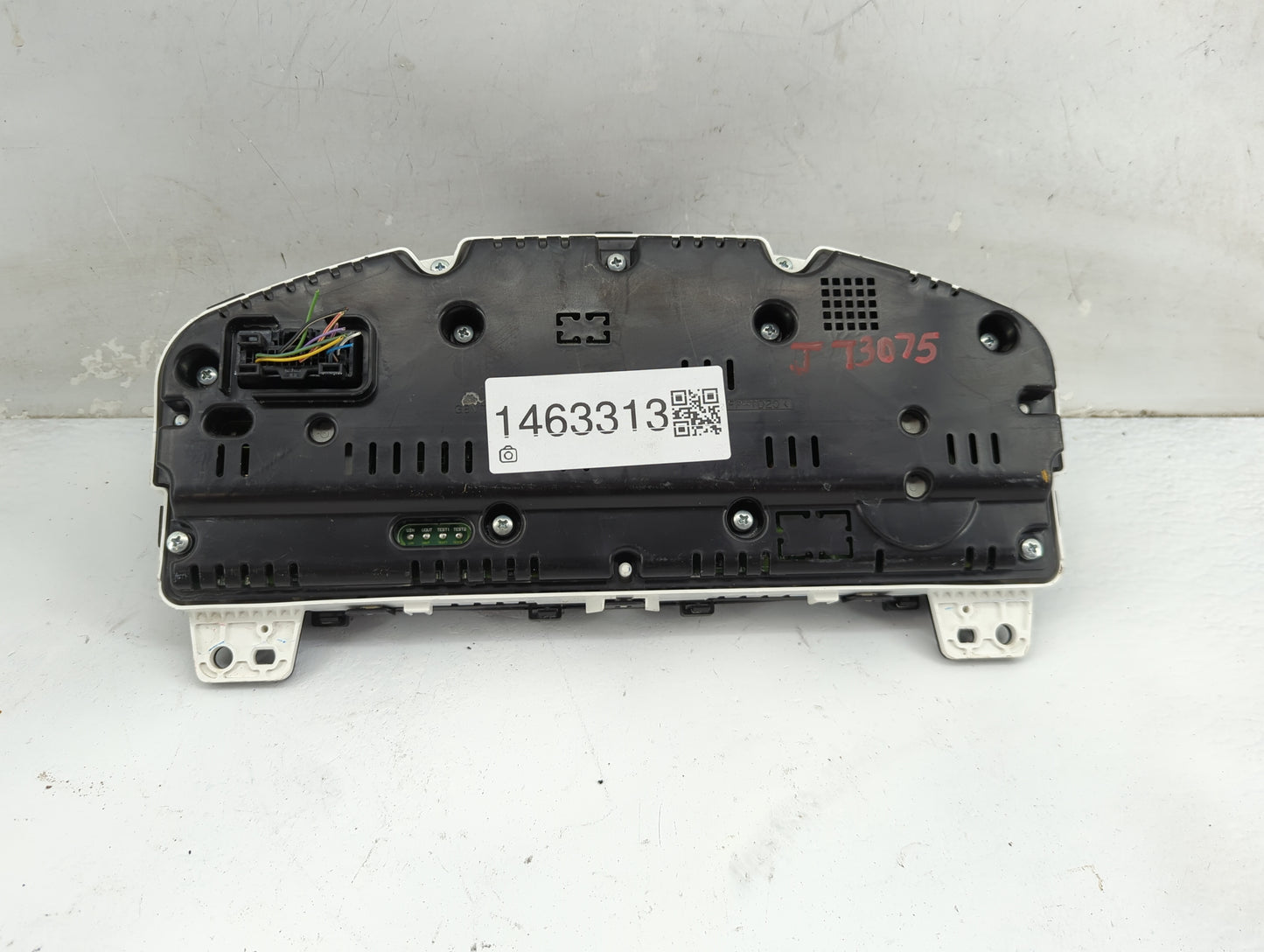 2017-2019 Ford Taurus Instrument Cluster Speedometer Gauges P/N:HG1T-10849-CA Miles: Fits Fits 2017 2018 2019 OEM Used Auto