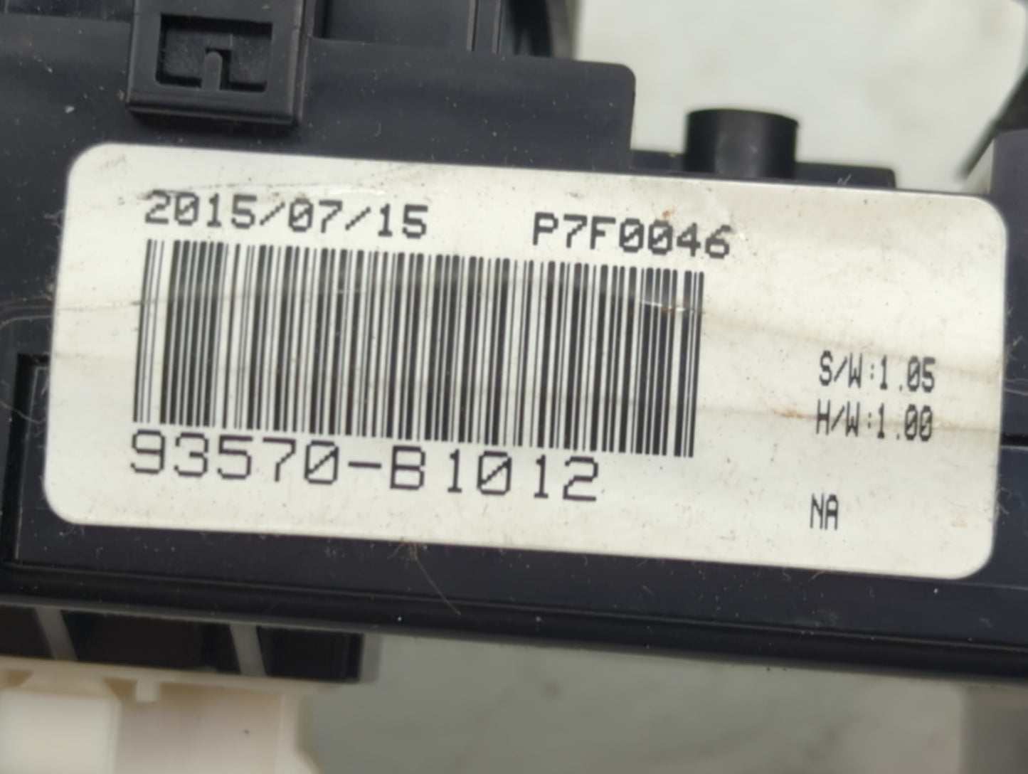 2017 Genesis G80 Master Power Window Switch Replacement Driver Side Left P/N:93570-B1012 P7F0046 Fits Fits 2015 2016 OEM Use