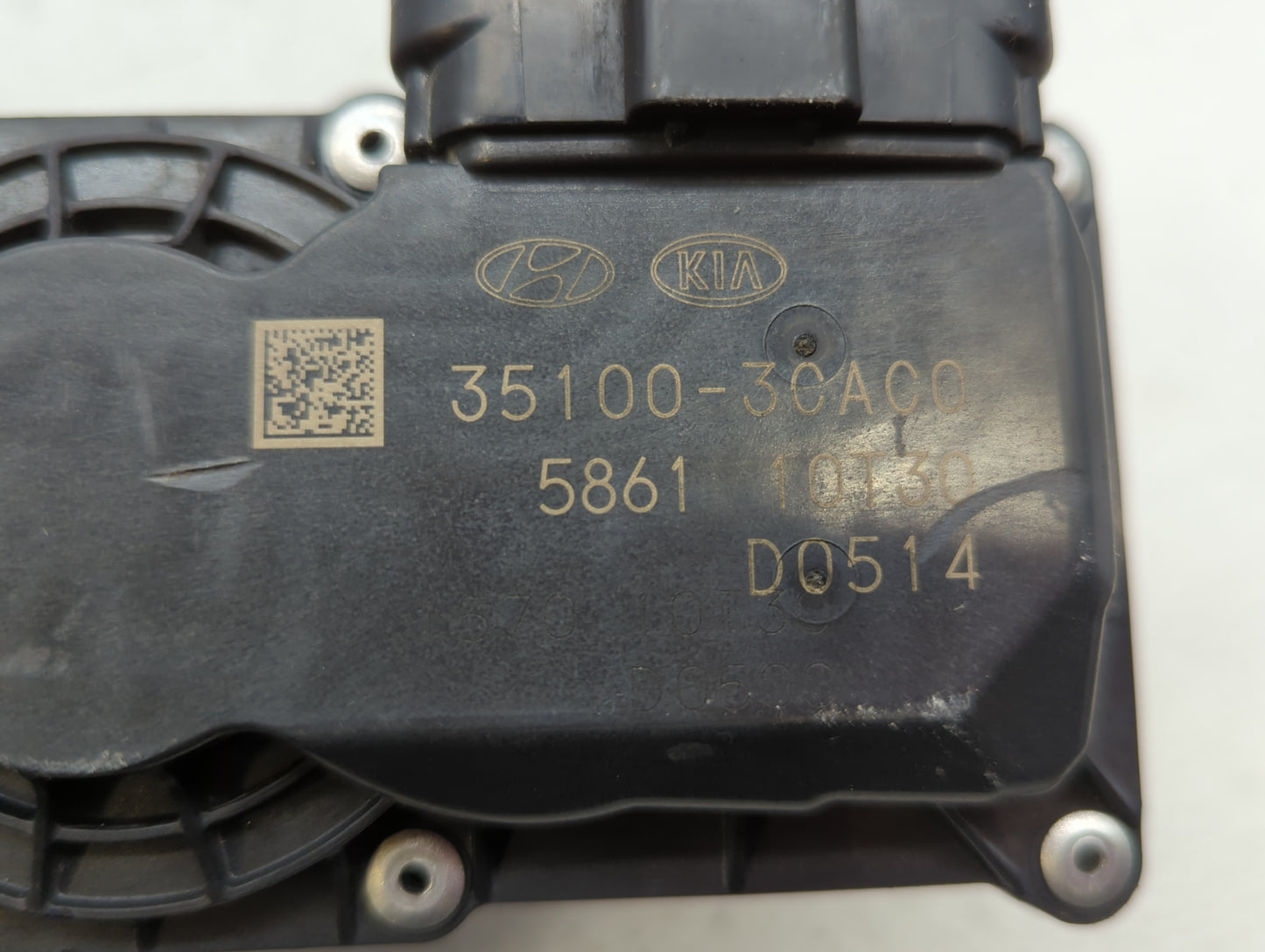 2017 Genesis G80 Throttle Body P/N:35100-3CAC0 Fits Fits 2015 2016 OEM Used Auto Parts - Oemusedautoparts1.com