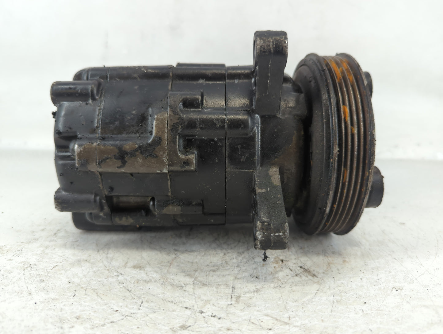 2017-2017 Genesis G80 Air Conditioning A/c Ac Compressor Oem - Oemusedautoparts1.com
