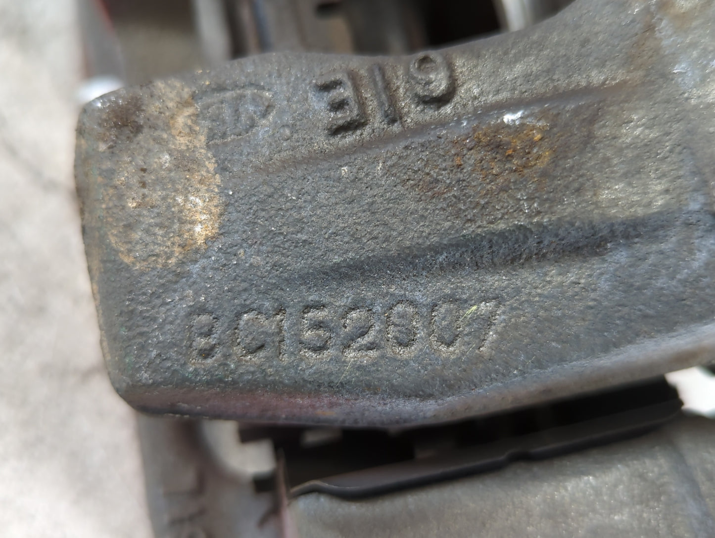 2017-2017 Genesis G80 Front Passenger Right Brake Caliper - Oemusedautoparts1.com
