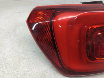 2013-2017 Gmc Acadia Tail Light Assembly Driver Left OEM P/N:84422634 Fits Fits 2013 2014 2015 2016 2017 OEM Used Auto Parts