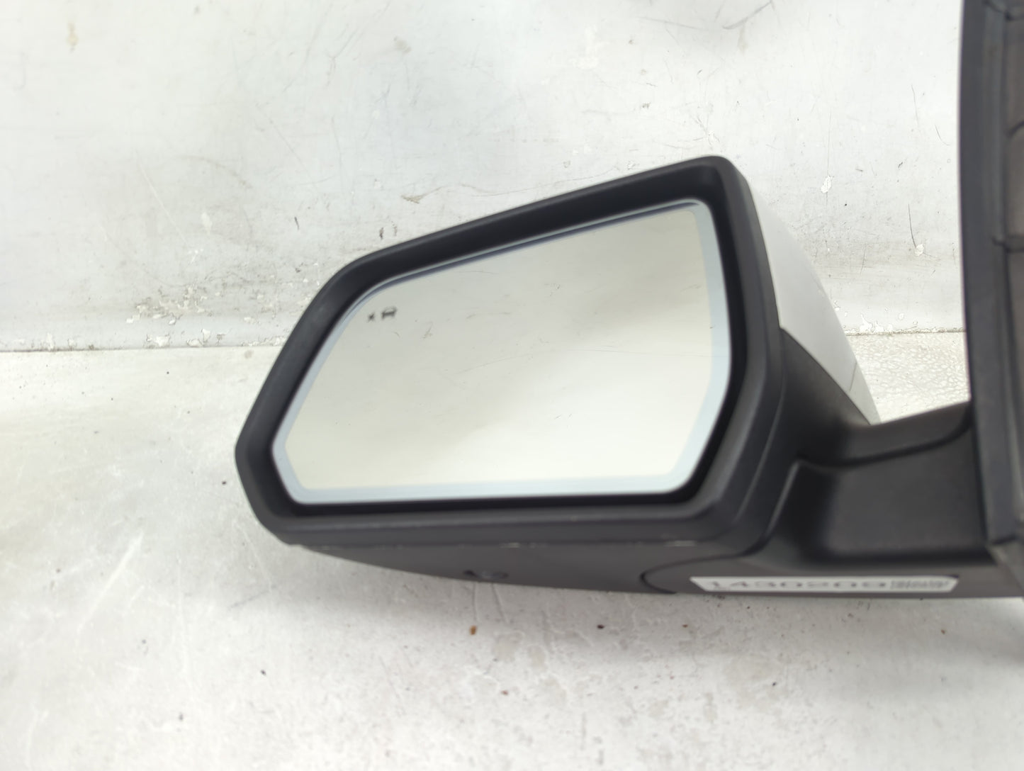 2017-2019 Gmc Acadia Driver Side View Mirror - Left Door Mirror OEM Used - Oemusedautoparts1.com