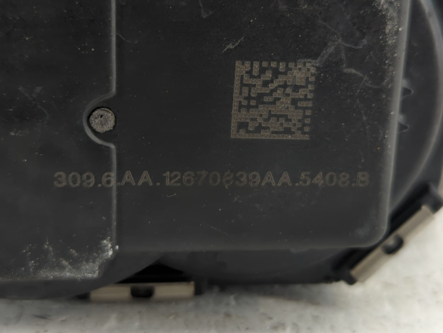 2017-2021 Gmc Acadia Throttle Body P/N:12670839AA 12627217DA Fits Fits 2016 2017 2018 2019 2020 2021 2022 OEM Used Auto Part