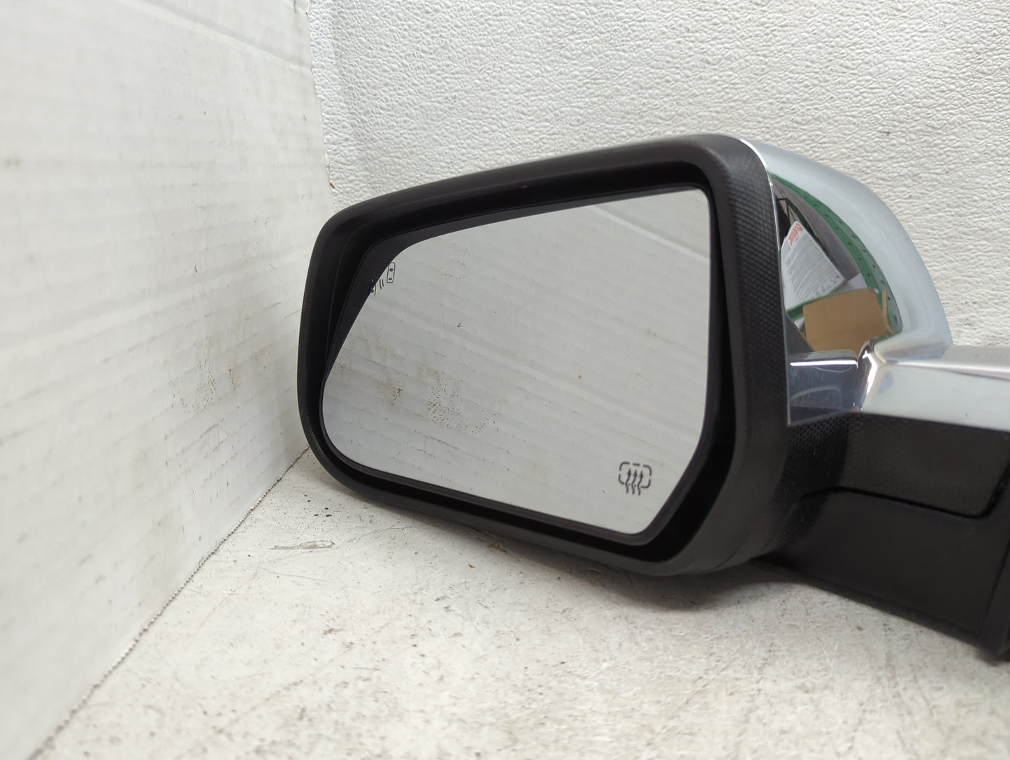 2016-2017 Gmc Terrain Driver Side View Mirror - Left Door Mirror OEM Used - Oemusedautoparts1.com