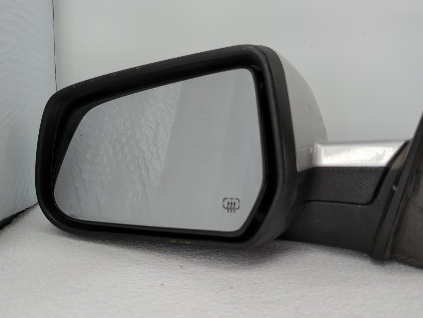 2015-2017 Gmc Terrain Driver Side View Mirror - Left Door Mirror OEM Used - Oemusedautoparts1.com
