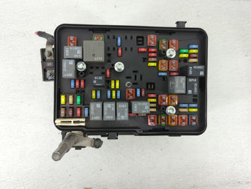 2016-2017 Gmc Terrain Fusebox Fuse Box Panel Relay Module P/N:84080470 Fits Fits 2016 2017 OEM Used Auto Parts