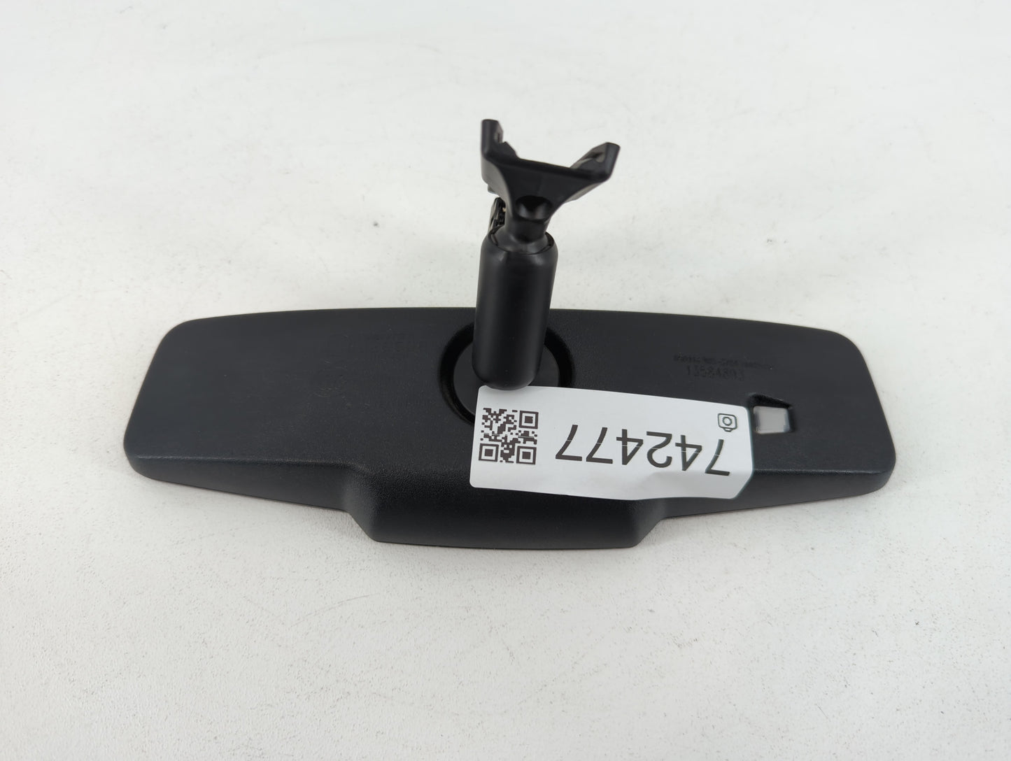 2010-2017 Gmc Terrain Interior Rear View Mirror Replacement OEM P/N:E11026538 Fits OEM Used Auto Parts - Oemusedautoparts1.c