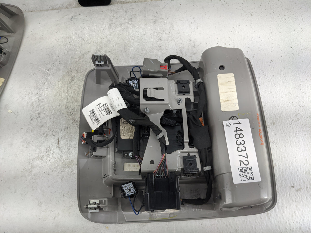 2015-2020 Gmc Yukon Overhead Console W/rear Climate Control Gray 1483372 - Oemusedautoparts1.com