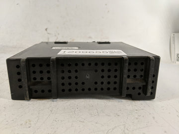 2017 Gmc Yukon Xl Radio AM FM Cd Player Receiver Replacement P/N:84222871 Fits Fits 2016 2018 2019 2020 OEM Used Auto Parts