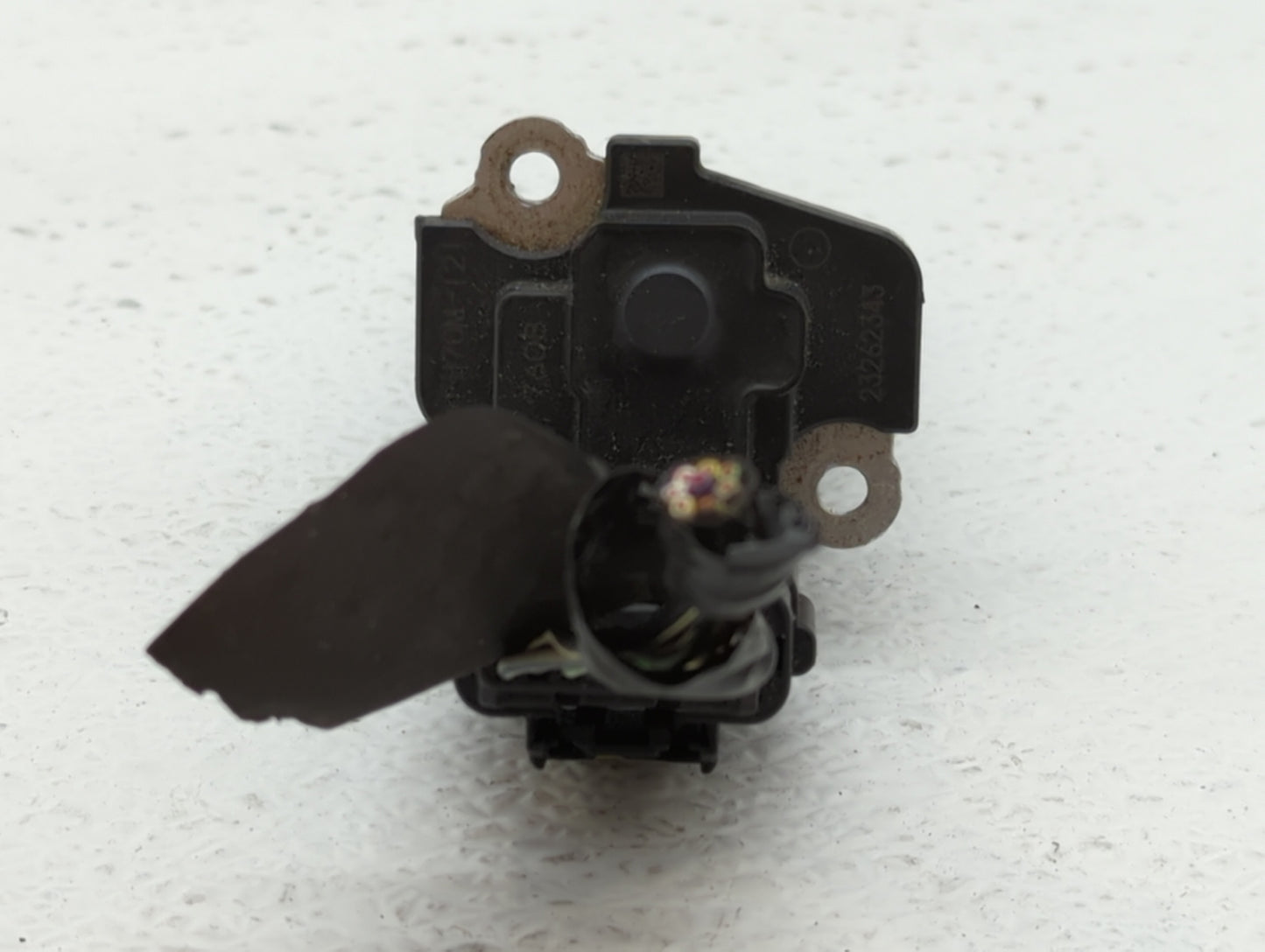 Gmc Yukon Xl Mass Air Flow Meter Maf Sensor - Oemusedautoparts1.com