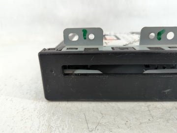 Gmc Yukon Xl Am Fm Cd Player Radio Receiver