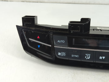 2016-2017 Honda Accord Climate Control Module Temperature AC/Heater Replacement P/N:79600 T3W A511 M1 Fits Fits 2016 2017 OEM Used Auto Parts