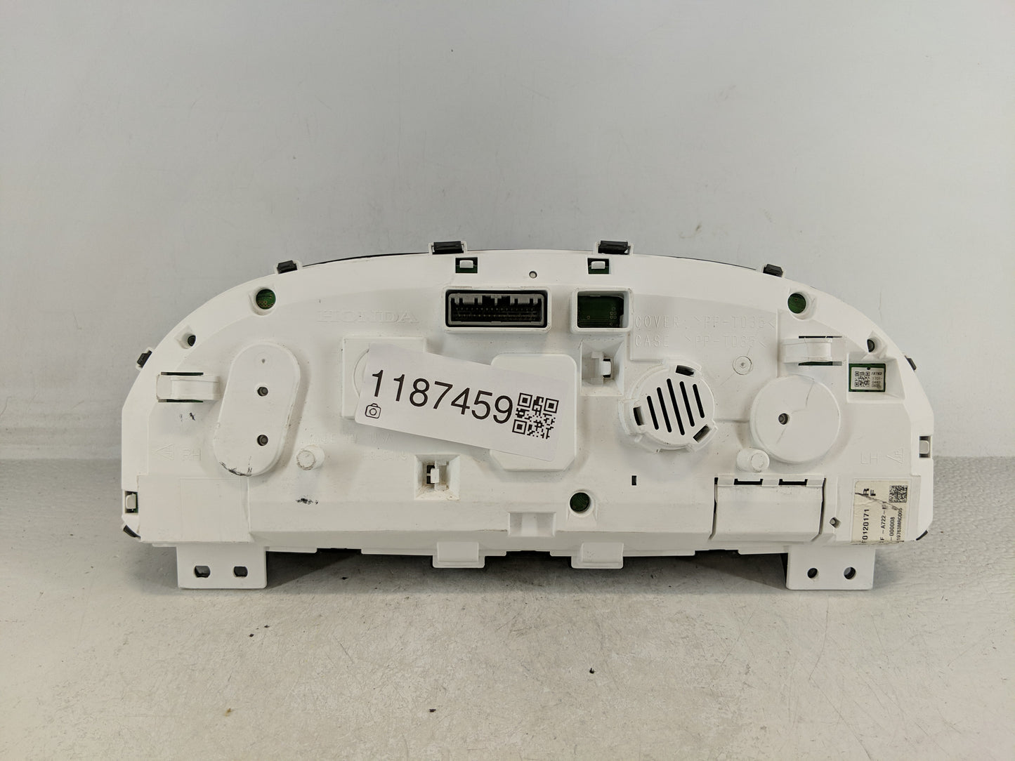 2017 Honda Accord Instrument Cluster Speedometer Gauges P/N:78100-T2F-A722-M1 Fits OEM Used Auto Parts - Oemusedautoparts1.c