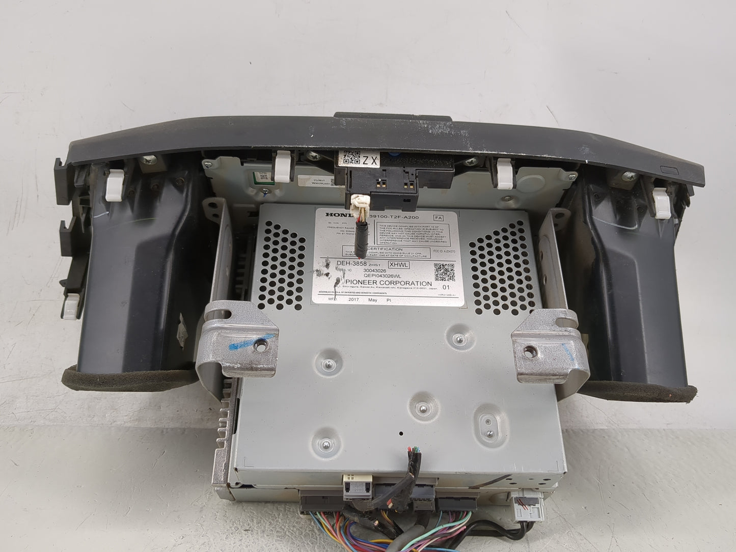 2017 Honda Accord Radio AM FM Cd Player Receiver Replacement P/N:39100-T2F-A200 Fits OEM Used Auto Parts - Oemusedautoparts1