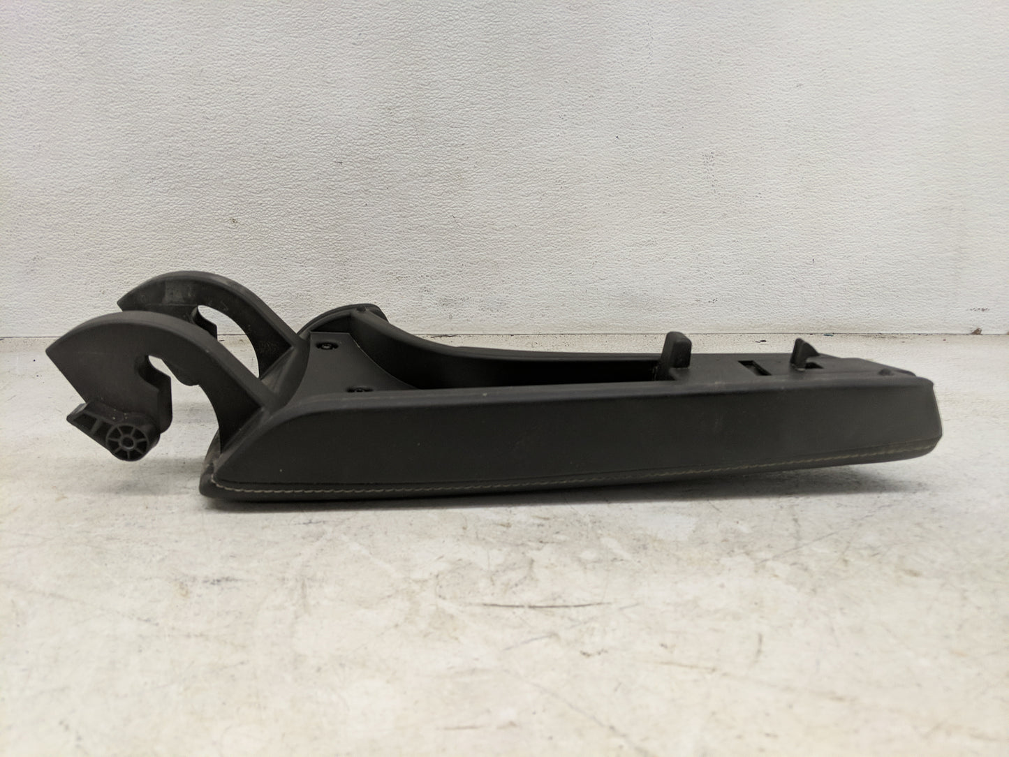 2017 Honda Accord Center Console Armrest Cover Lid Fits OEM Used Auto Parts - Oemusedautoparts1.com