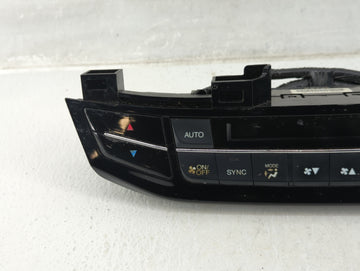 2016-2017 Honda Accord Climate Control Module Temperature AC/Heater Replacement P/N:79600T2FA710M1 Fits Fits 2016 2017 OEM Used Auto Parts