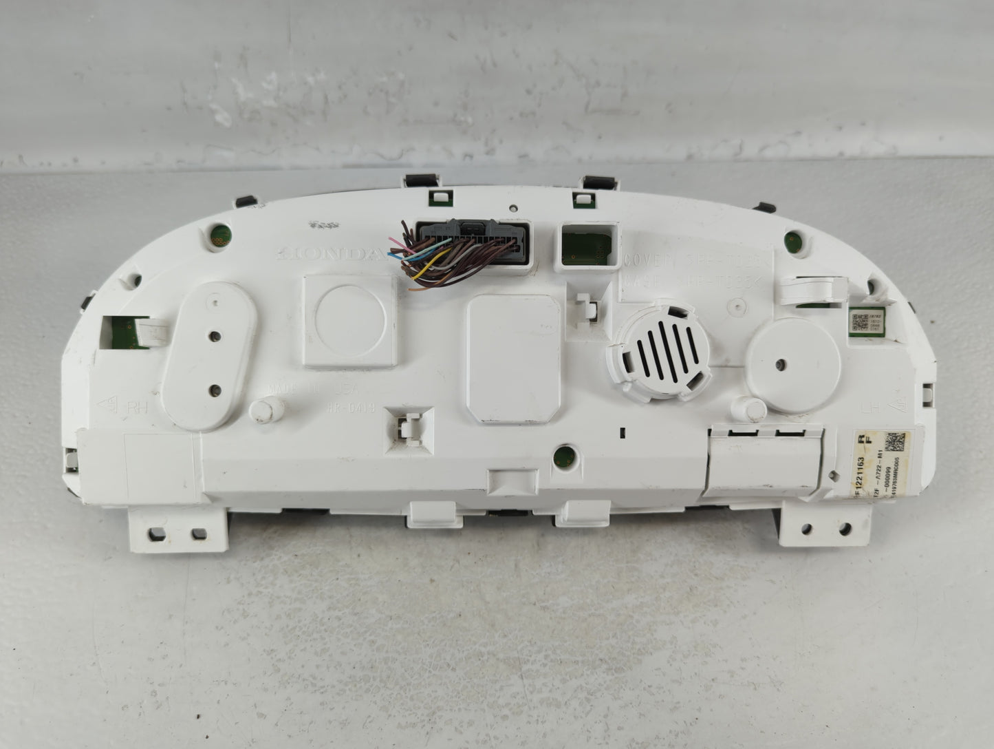 2017 Honda Accord Instrument Cluster Speedometer Gauges P/N:78100-T2F-A722-M1 78100 Fits OEM Used Auto Parts - Oemusedautopa