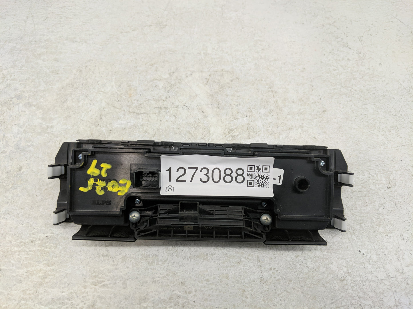 2016-2018 Honda Civic Climate Control Module Temperature AC/Heater Replacement P/N:79600TBAA611M1 Fits Fits 2016 2017 2018 O