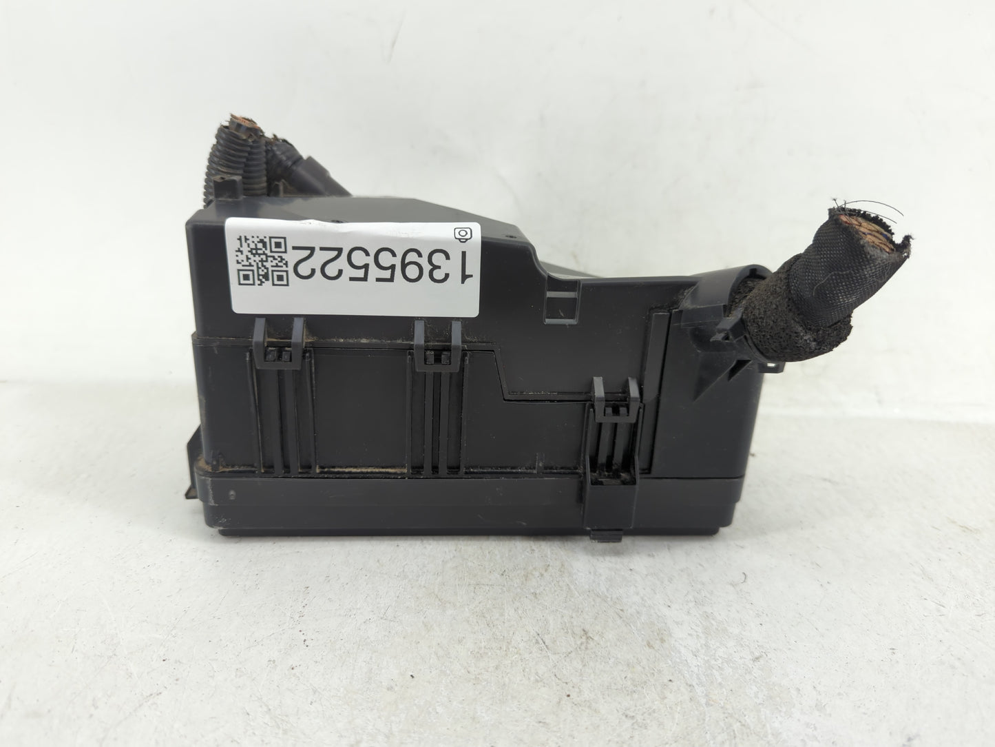 2016-2018 Honda Civic Fusebox Fuse Box Panel Relay Module P/N:TBA A210 A2 Fits Fits 2016 2017 2018 OEM Used Auto Parts - Oem
