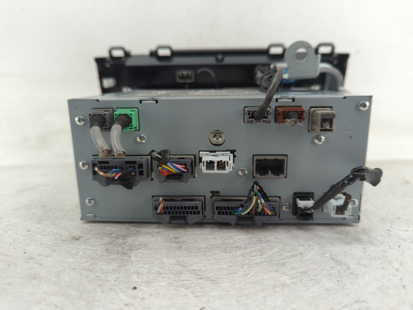 2017 Honda Cr-V Radio AM FM Cd Player Receiver Replacement P/N:96Z5X374 Fits OEM Used Auto Parts - Oemusedautoparts1.com