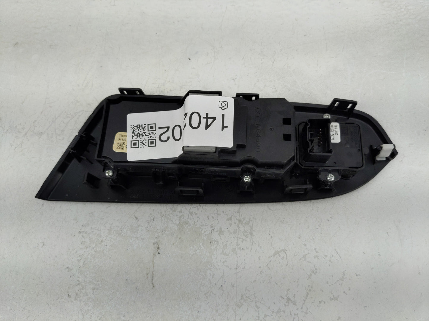 2017 Honda Cr-V Master Power Window Switch Replacement Driver Side Left Fits OEM Used Auto Parts - Oemusedautoparts1.com