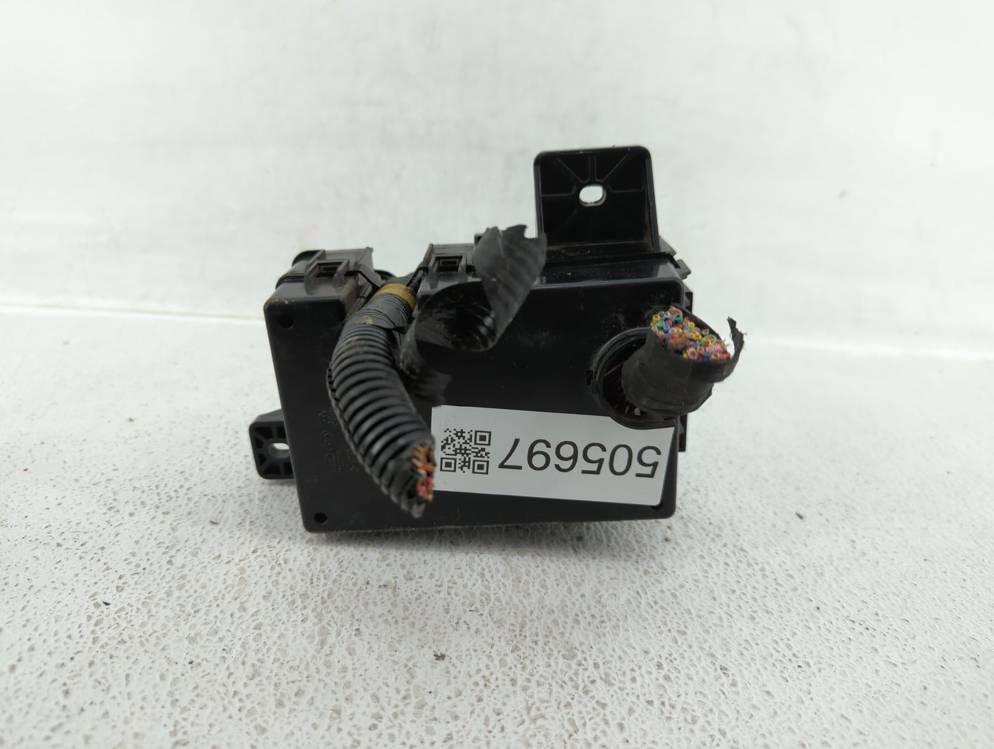 2016-2017 Honda Fit Fusebox Fuse Box Panel Relay Module P/N:N91400-2M070-12 Fits Fits 2016 2017 OEM Used Auto Parts - Oemuse