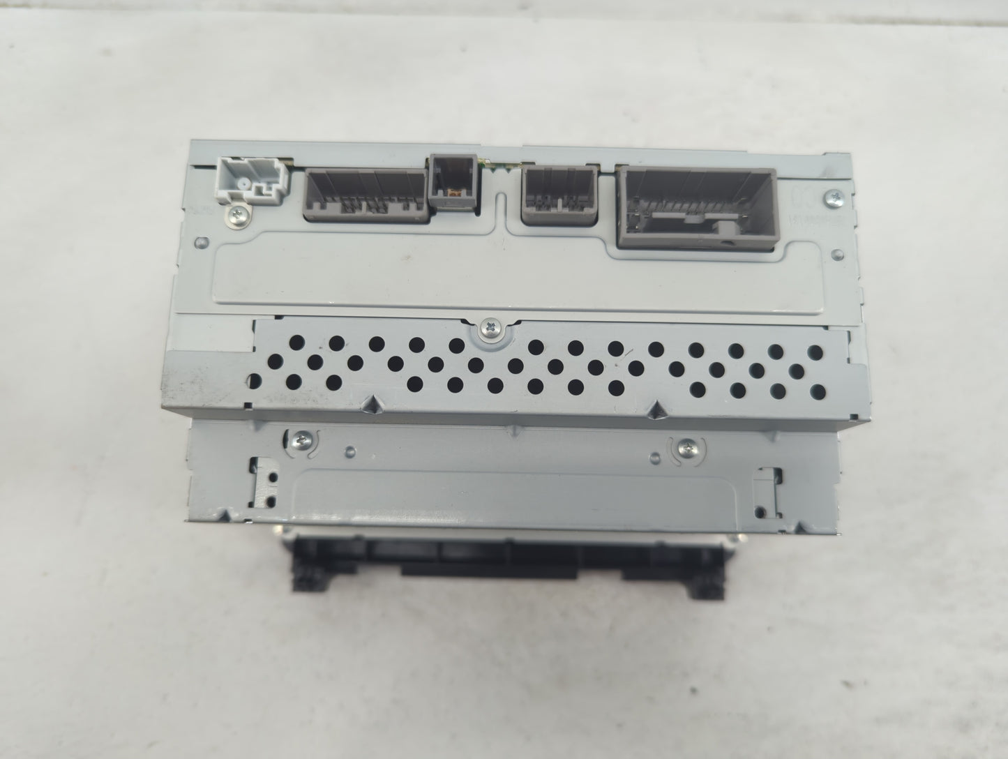 2017 Honda Hr-V Radio AM FM Cd Player Receiver Replacement P/N:39100-T7W-A81 Fits OEM Used Auto Parts - Oemusedautoparts1.co