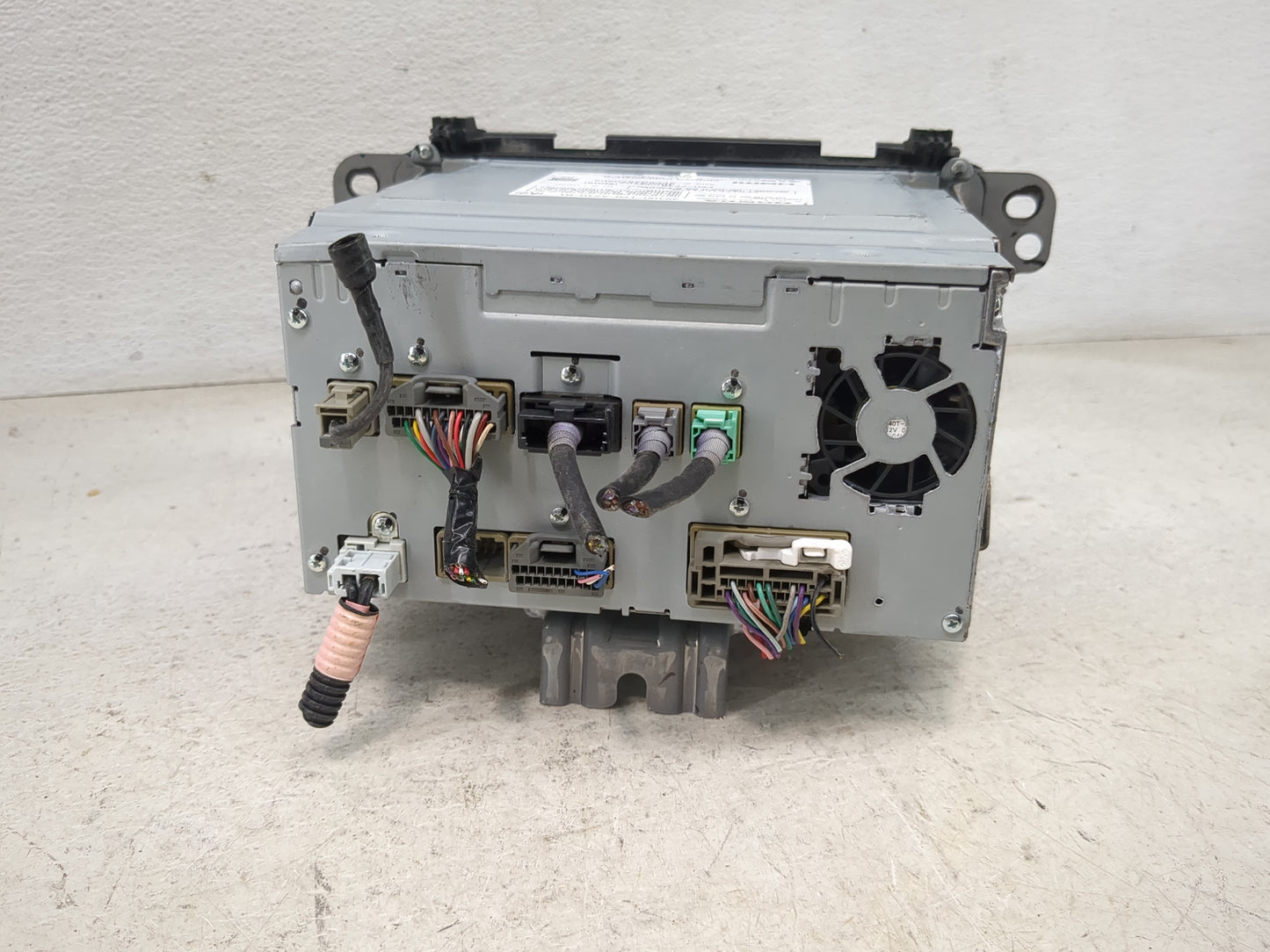 2017-2017 Honda Hr-v Radio Display Info Screen Oem - Oemusedautoparts1.com
