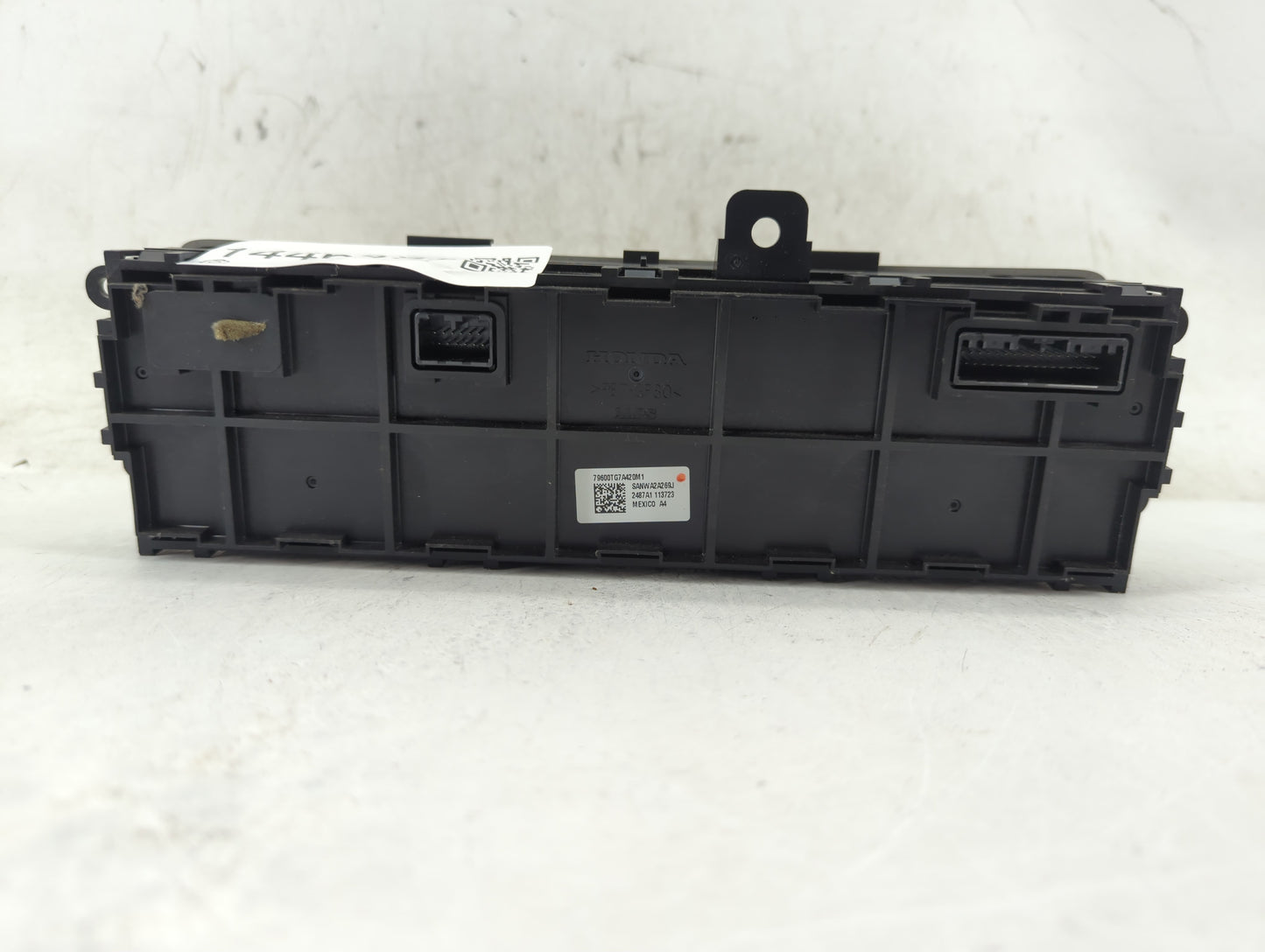 2016-2018 Honda Pilot Climate Control Module Temperature AC/Heater Replacement P/N:79600TG7A420M1 Fits Fits 2016 2017 2018 O