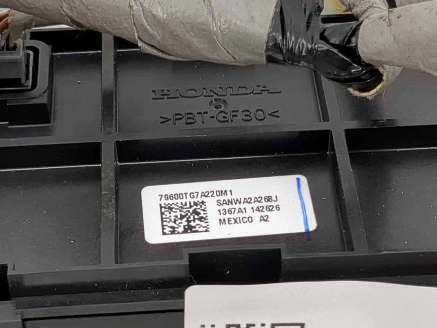2016-2018 Honda Pilot Climate Control Module Temperature AC/Heater Replacement P/N:79600TG7A220M1 Fits Fits 2016 2017 2018 O