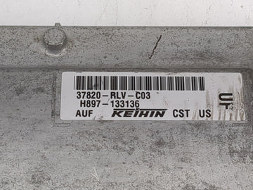 2017-2019 Honda Pilot PCM Engine Control Computer ECU ECM PCU OEM P/N:37820-RLV-C03 H897-133136 Fits Fits 2017 2018 2019 OEM Used Auto Parts