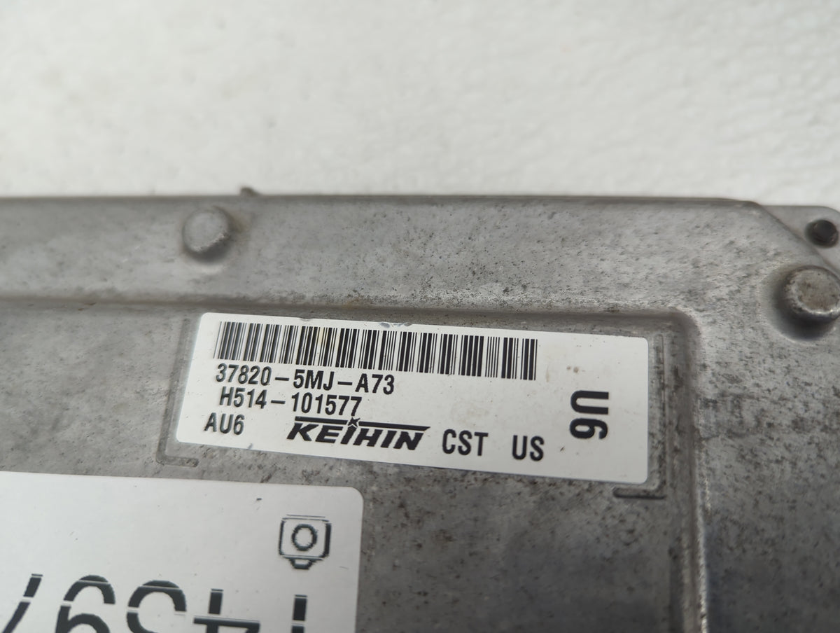 2017 Honda Ridgeline PCM Engine Control Computer ECU ECM PCU OEM P/N:37820-5MJ-A73 Fits OEM Used Auto Parts - Oemusedautopar