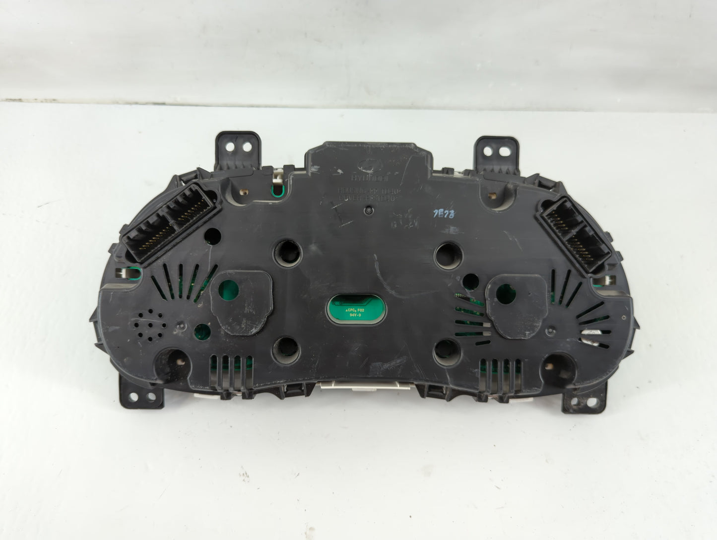 2015-2017 Hyundai Accent Instrument Cluster Speedometer Gauges P/N:94021-1R510 Fits Fits 2015 2016 2017 OEM Used Auto Parts