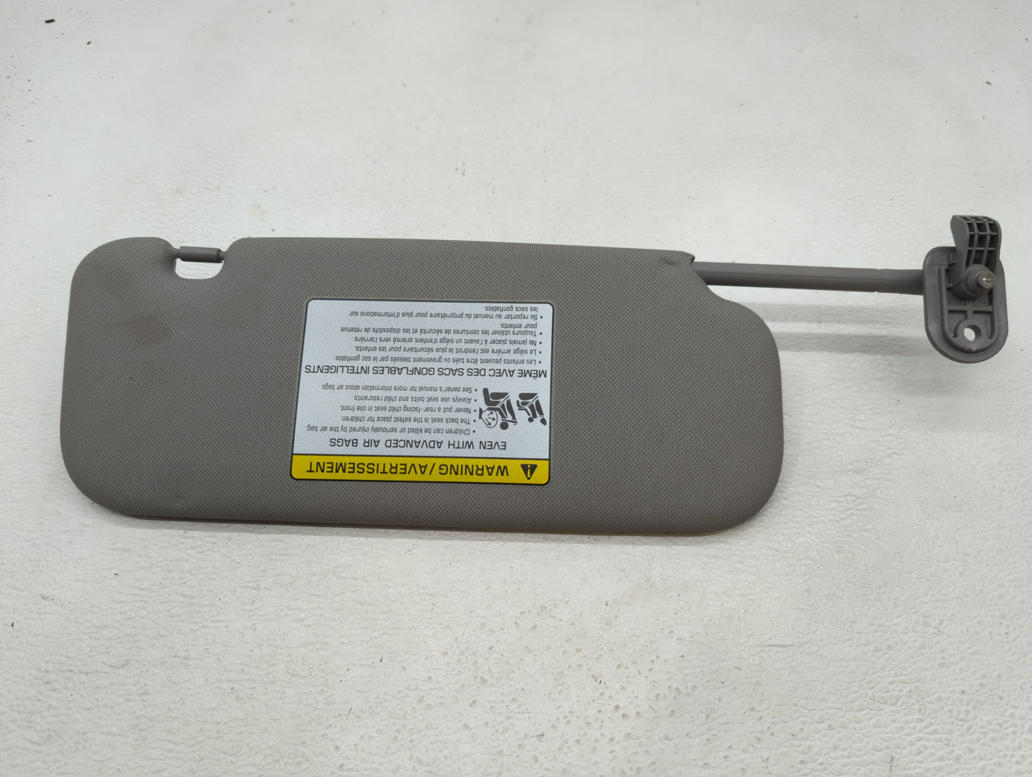 2014-2017 Hyundai Accent Sun Visor Shade Replacement Driver Left Mirror Fits Fits 2014 2015 2016 2017 OEM Used Auto Parts -