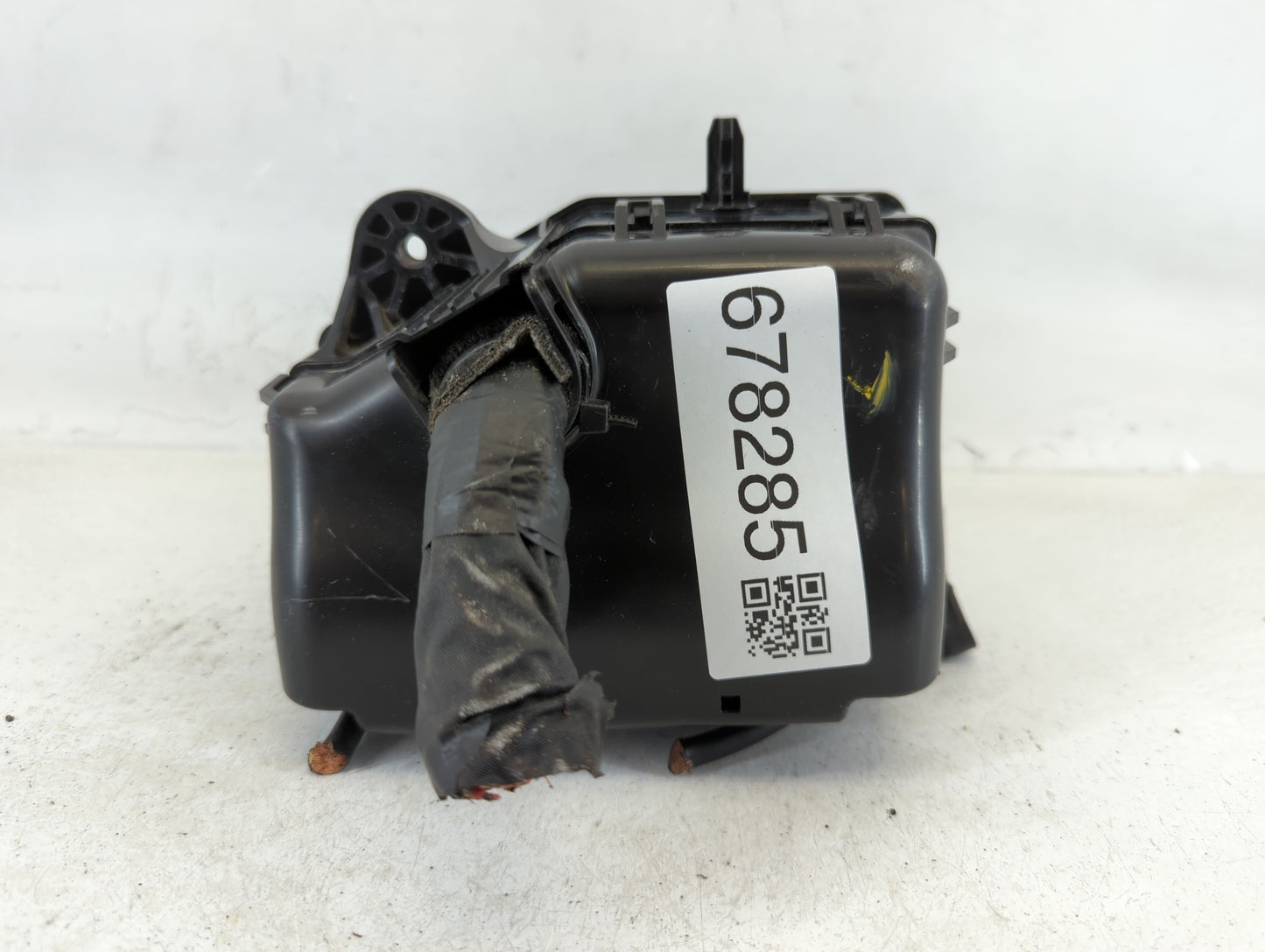 2015-2017 Hyundai Accent Fusebox Fuse Box Panel Relay Module P/N:2516727012 91420-1R380 Fits Fits 2015 2016 2017 OEM Used Au