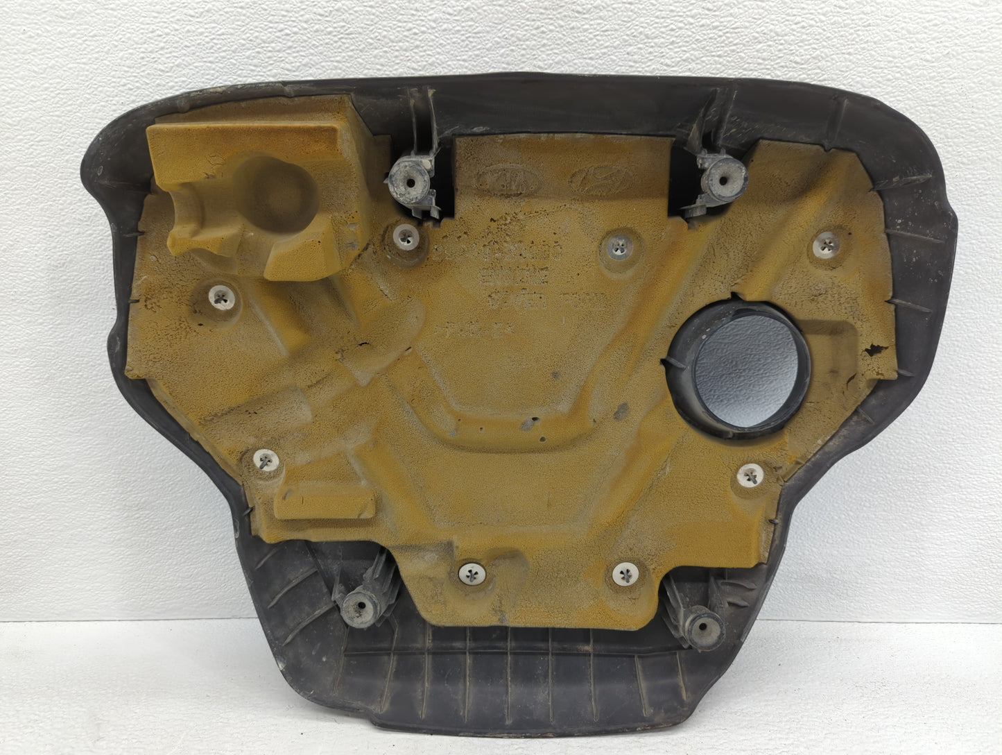 2017 Hyundai Accent Engine Cover - Oemusedautoparts1.com