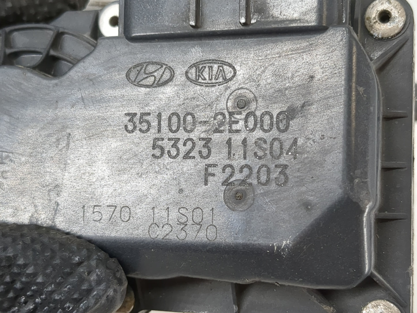 2011-2020 Hyundai Elantra Throttle Body P/N:35100-2E000 Fits Fits 2011 2012 2013 2014 2015 2016 2017 2018 2019 2020 2021 OEM