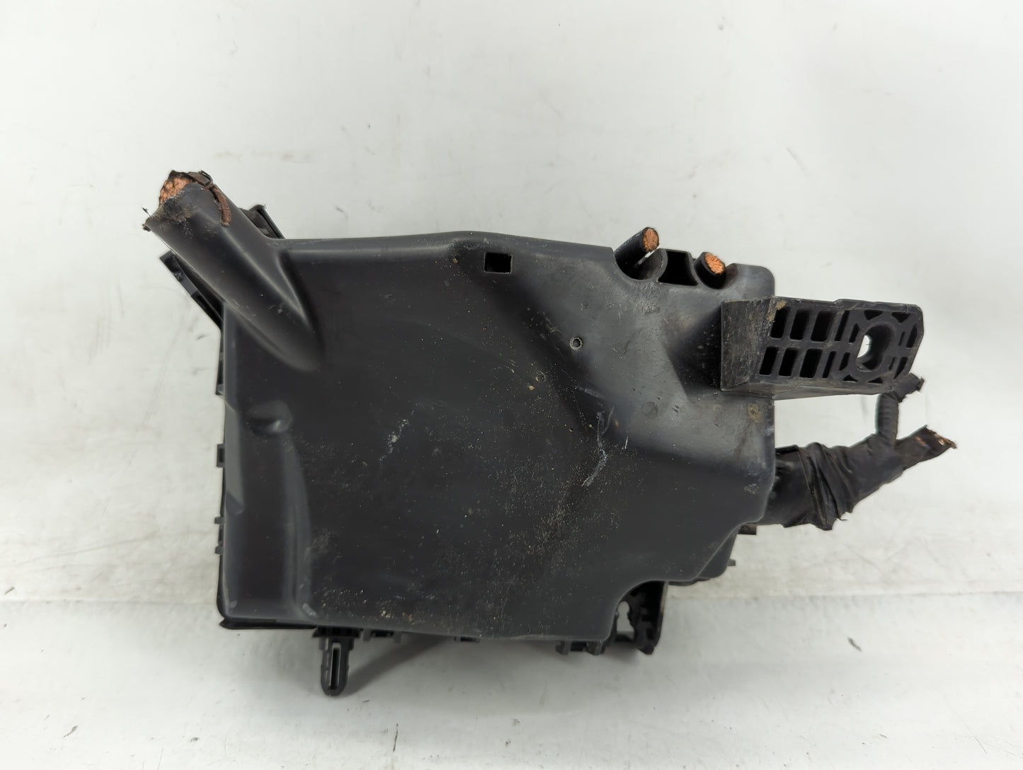 2017 Hyundai Elantra Fusebox Fuse Box Panel Relay Module P/N:91219-G3170 Fits OEM Used Auto Parts - Oemusedautoparts1.com