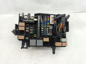 2017 Hyundai Elantra Fusebox Fuse Box Panel Relay Module Fits OEM Used Auto Parts