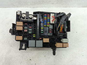 2017 Hyundai Elantra Fusebox Fuse Box Panel Relay Module P/N:91203 F2200 Fits OEM Used Auto Parts